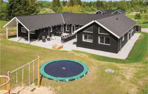 Amazing Home In Glesborg With Sauna